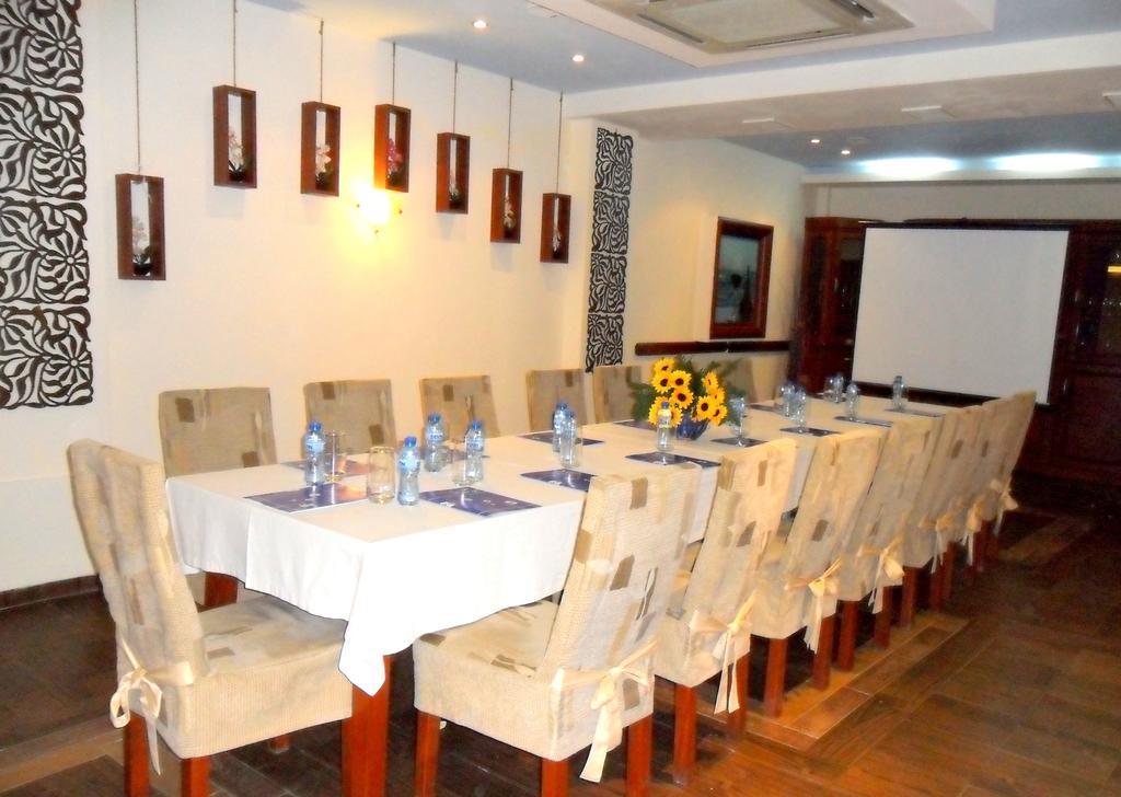 Hotel Fors بورغاس المظهر الخارجي الصورة