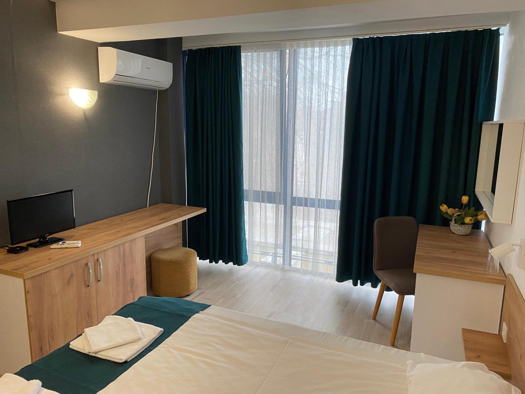 Hotel Fors بورغاس المظهر الخارجي الصورة