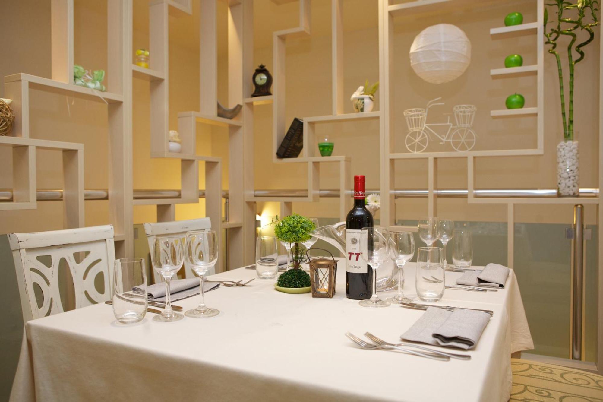 Hotel Fors بورغاس المظهر الخارجي الصورة